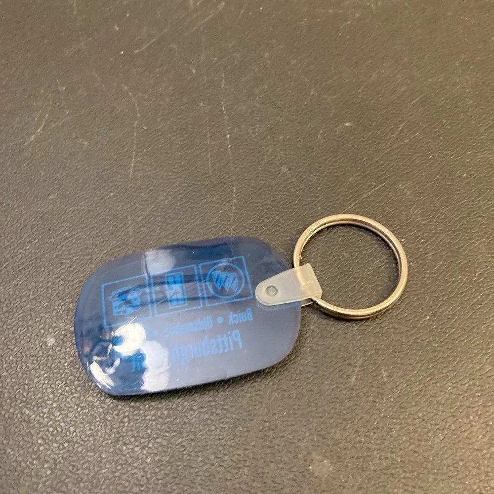 Buick‎ Oldsmobile Cadillac Pittsburgh Plant Keychain Vtg General Motors GM
